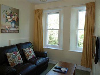 Cloudlands Guest house 4*