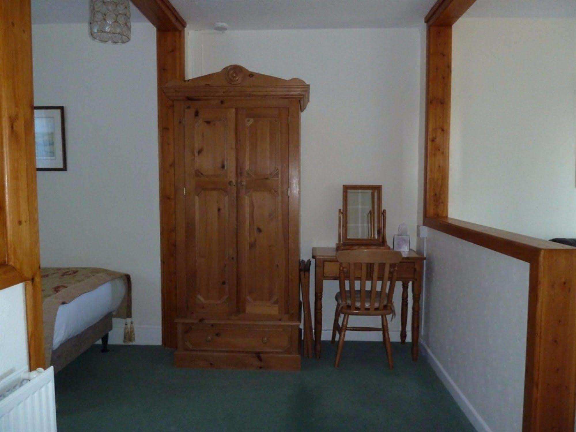 Cloudlands Guest house Torquay