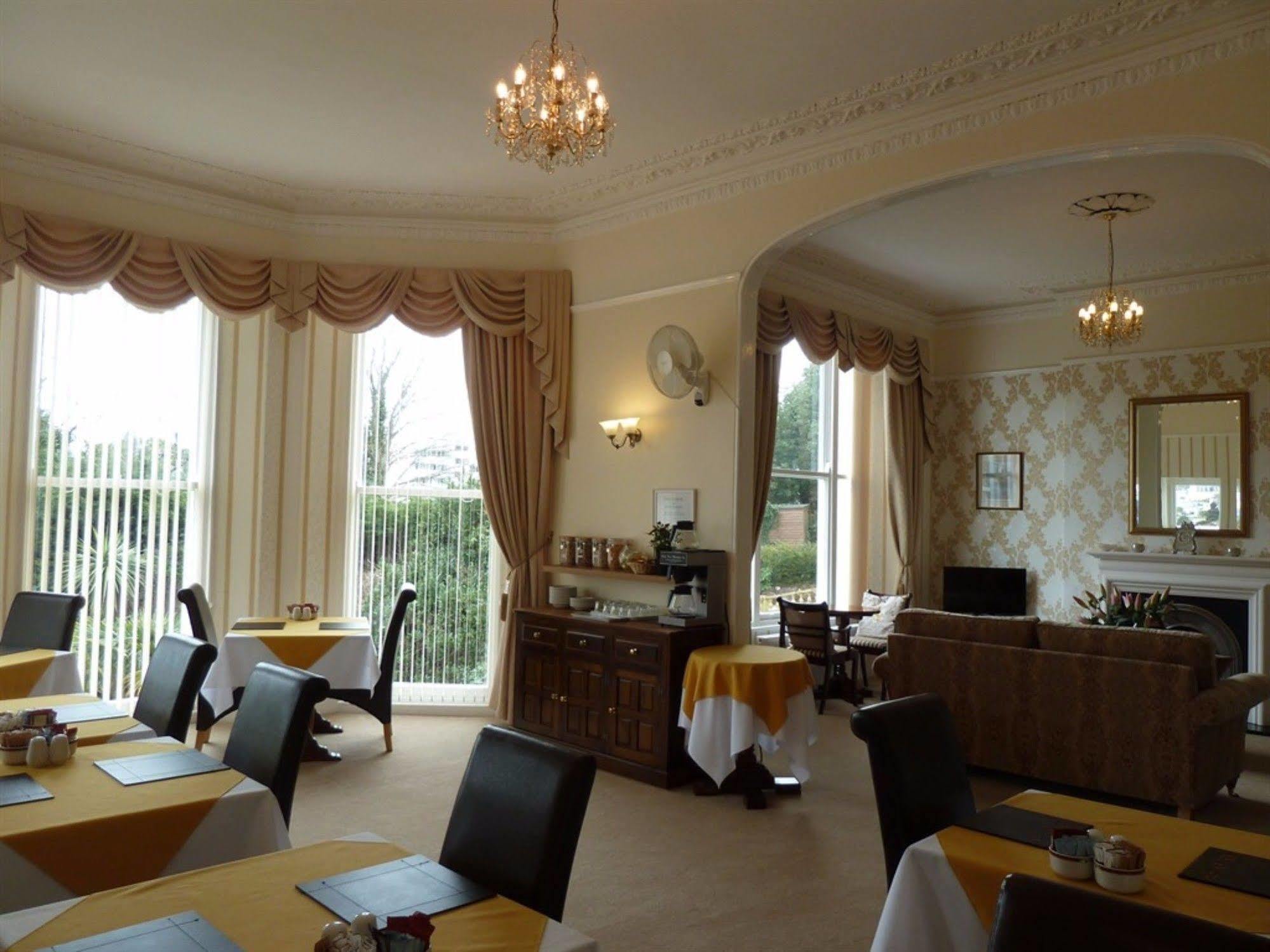 Cloudlands Guest house 4*